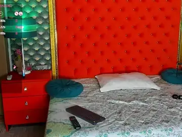 Stripchat Free Porn Cam of VallerieJones