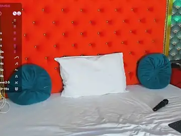Stripchat Watch Live Sex Cams of VallerieJones