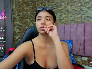 Stripchat Live Sex Cam of viktorya_xue