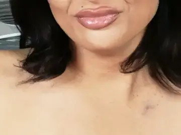 Stripchat Sex Cam of xprettysmilex