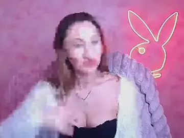 Stripchat Live Sex Cam of Diana_Sweeet_