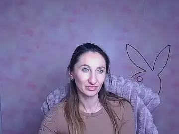 Stripchat Sex Cam of Diana_Sweeet_