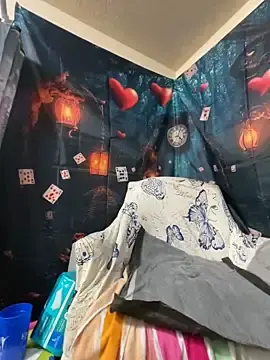 Stripchat Sex Cam of Lolli_Jones