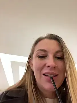 Stripchat Adult Video Chat of Sweet___Emily