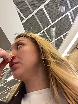 Stripchat Live Sex of Sweet___Emily