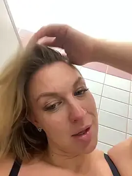 Stripchat Live Porn of Sweet___Emily