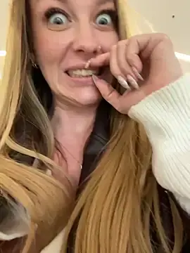 Stripchat Watch Live Sex Cams of Sweet___Emily