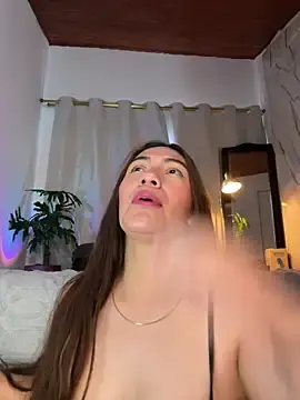 Stripchat Free Porn Cam of emmily_d