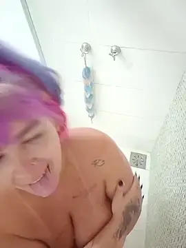 Stripchat Live Sex Cam of Escarlate4you_