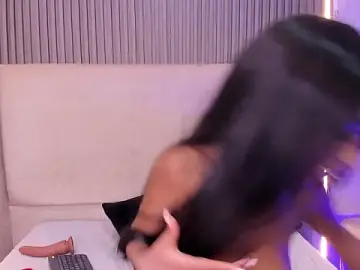 Stripchat Adult Webcam of AishaValcazar