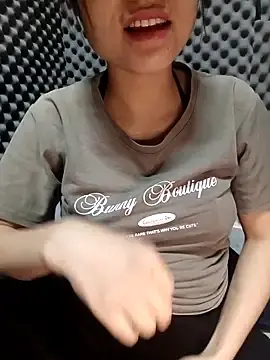 Stripchat Nude Webcam of Pipi23_