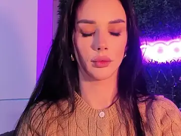 Stripchat Watch Live Sex Cams of realhotfallingdevil