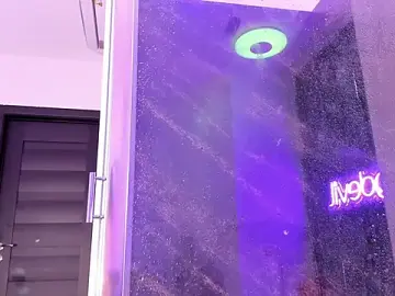 Stripchat Adult Webcams of realhotfallingdevil