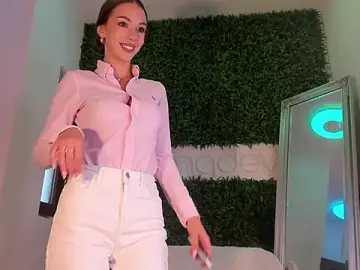 Stripchat Watch Live Sex Cams of realhotfallingdevil