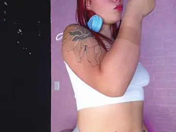 Stripchat Sex Cam of Dominic_Queen1126