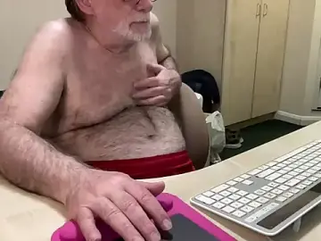 Stripchat Watch Live Sex Cams of coach-karl