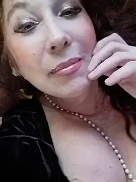 Stripchat Free Live Porn of GypsyEsmeralda