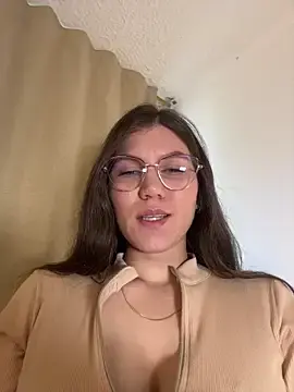 Stripchat Adult Video Chat of AmelieLaurent_