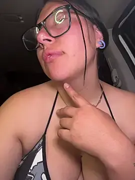 Stripchat Sex Cam of Lismar_fire