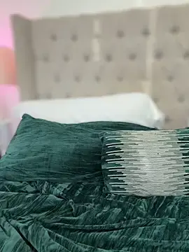 Stripchat Free Live Porn of LoveLillyy