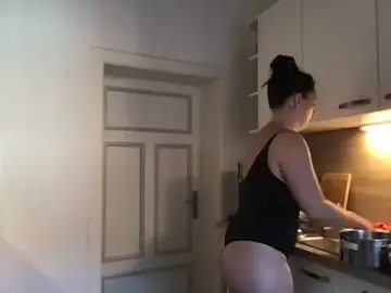 Stripchat Live Sex of Viola_Beck