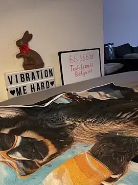 Stripchat Free Porn Cam of secret_dream415