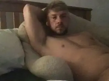 Stripchat Free Porn Cam of natemoor12