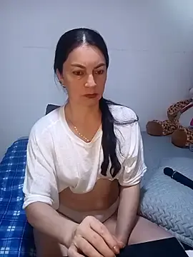 Stripchat Sex Cam of renata_hot1