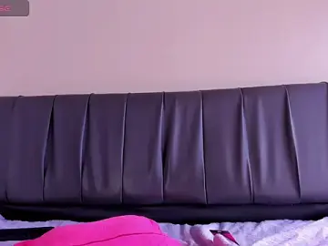 Stripchat Free Live Porn of iisabella_noa