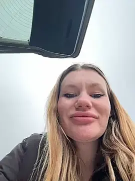 Stripchat Adult Webcam of justmilaa