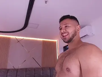 Stripchat Free Porn Cam of mister_miike