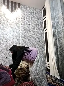 Stripchat Free Porn Cam of Cute-Janvi20