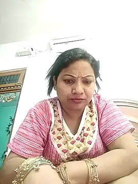 Stripchat Adult Video Chat of Cute-Janvi20