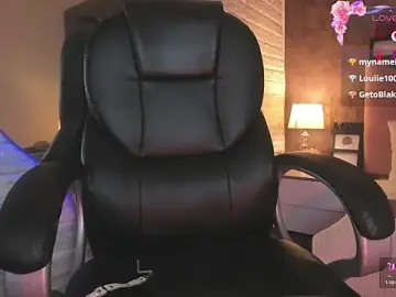 Stripchat Live Sex Cam of alice__tylor