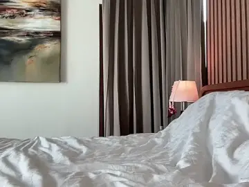 Stripchat Watch Live Sex Cams of yourlittlesunrise_