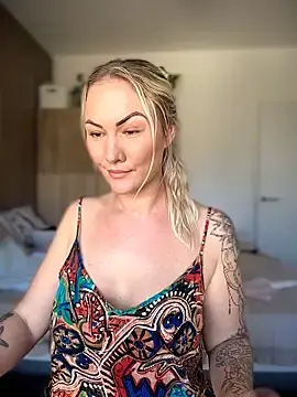 Stripchat Best Webcam of NastyMilf_