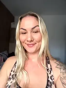 Stripchat Adult Webcam of NastyMilf_