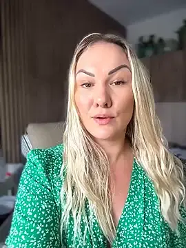 Stripchat Adult Webcams of NastyMilf_