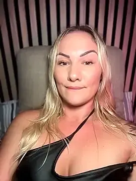 Stripchat Watch Live Sex Cams of NastyMilf_