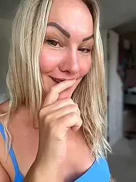 Stripchat Adult Webcam of NastyMilf_