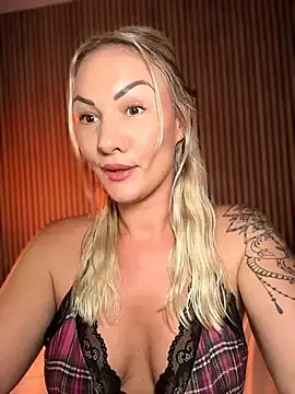 Stripchat Sex Chat of NastyMilf_