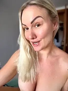 Stripchat Adult Webcams of NastyMilf_