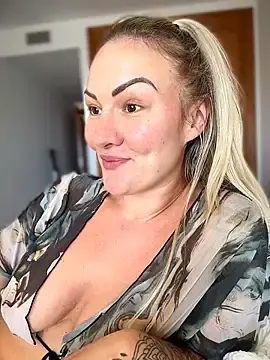 Stripchat Sex Chat of NastyMilf_