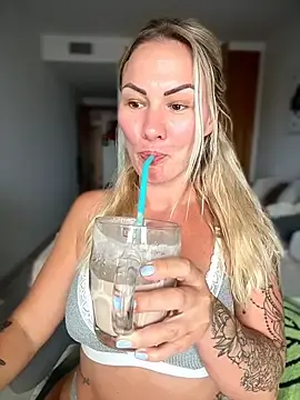 Stripchat Watch Live Sex Cams of NastyMilf_