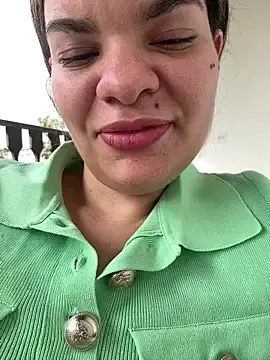 Stripchat Watch Live Sex Cams of Zyrella