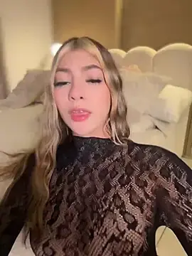 Stripchat Free Live Porn of selenne_schmitt