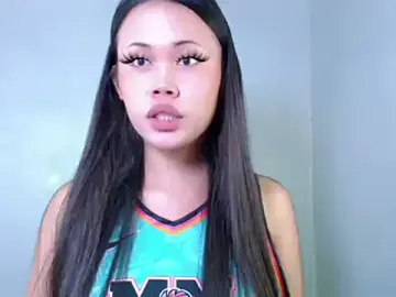 Stripchat Adult Webcam of Leaxxie_mae