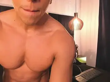 Stripchat Adult Video Chat of Lucio__Fox