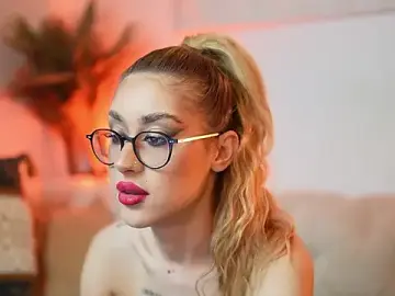 Stripchat Sex Cam of AileenKiss