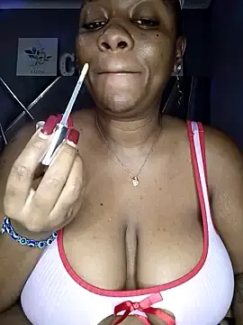 Stripchat Sex Cam of CocoBootyyy